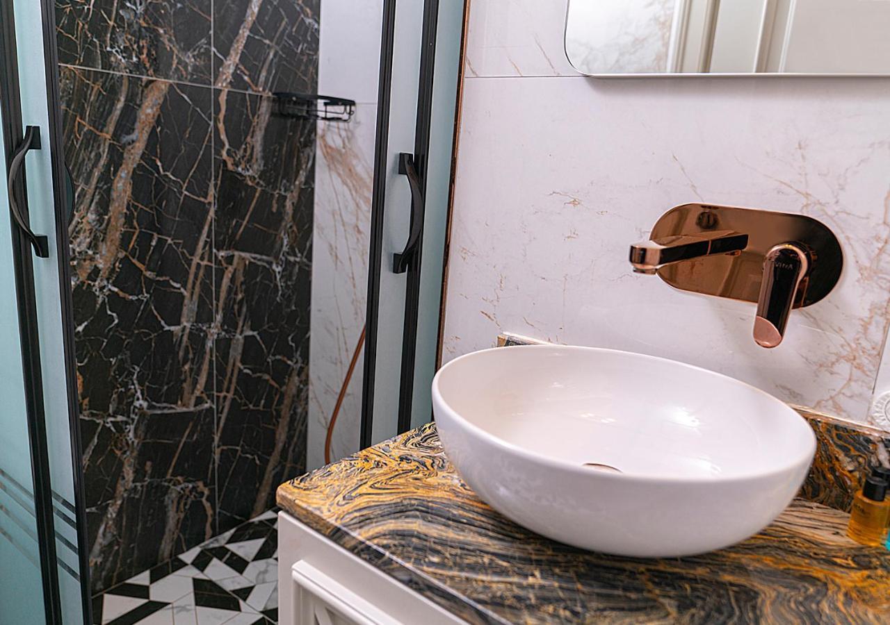 Cetin Port Hotel Istanbul Ngoại thất bức ảnh